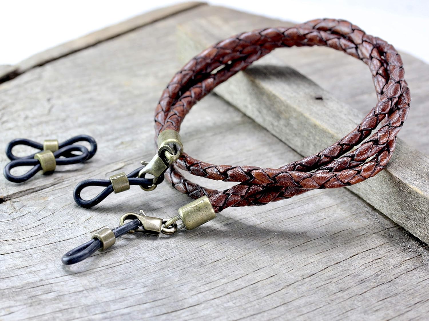 eyeglass leash for men