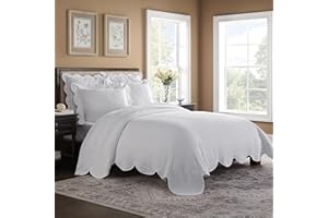 Historic Charleston Charleston Estate Modern Farmhouse Floral Matelasse Coverlet with Scalloped Edges, 100% Cotton Breathable Bedding, King/Cal King, White Floral