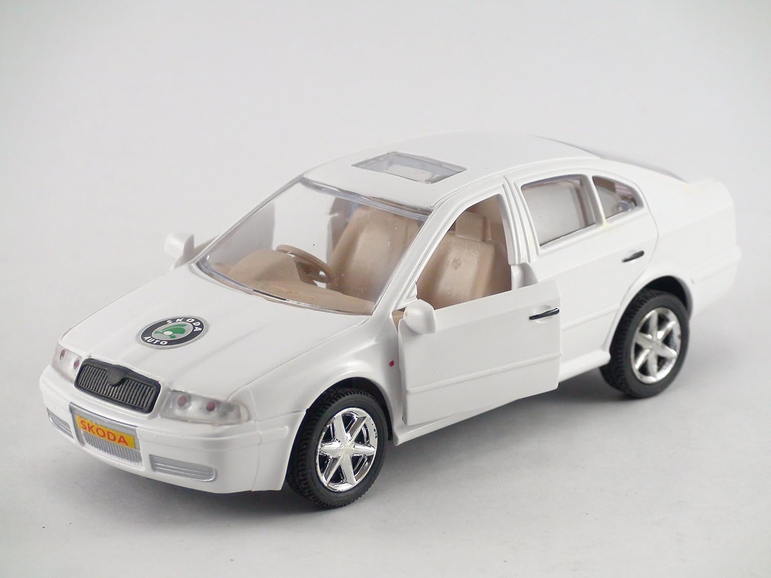 skoda rapid toy car