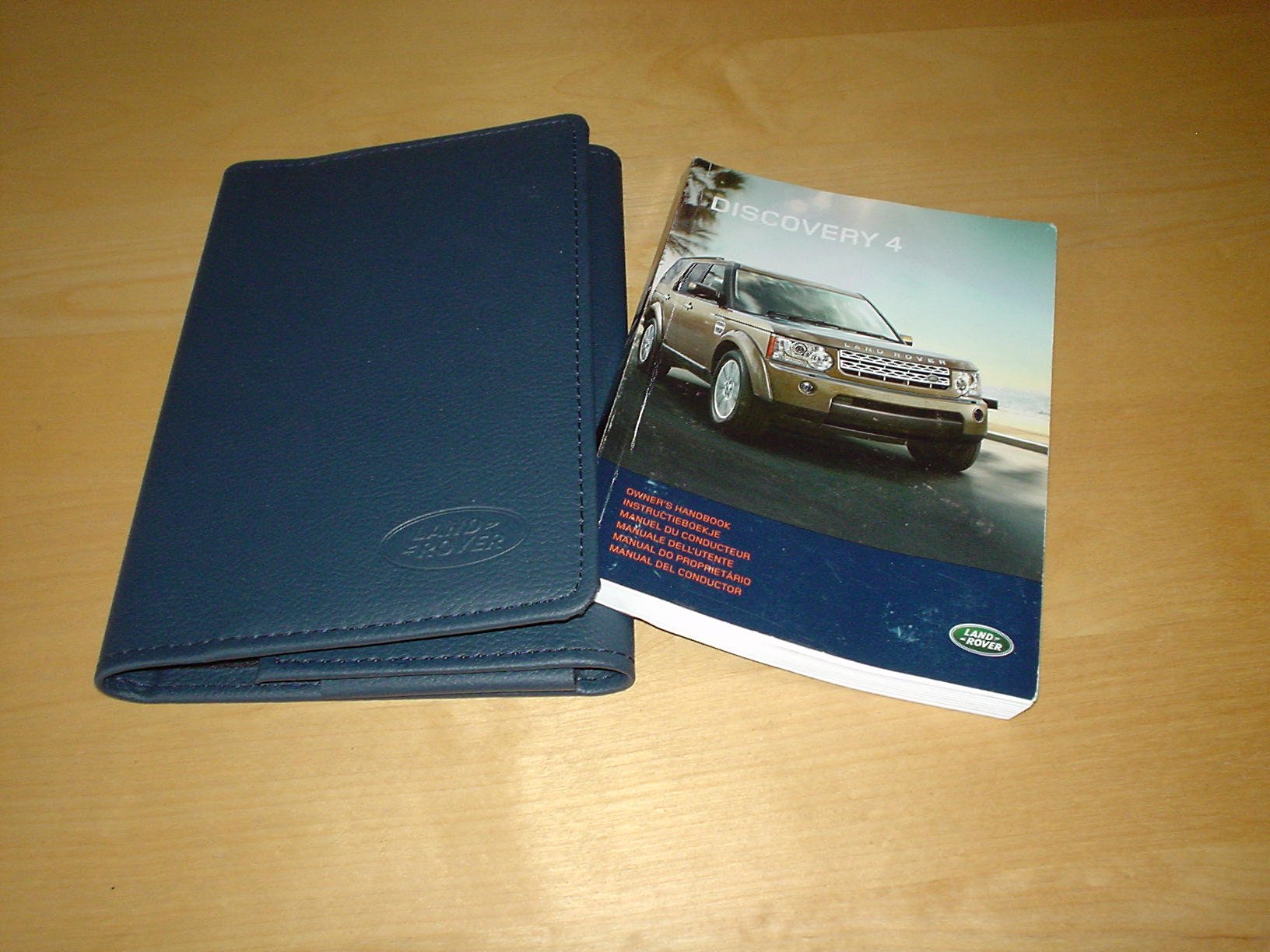 LAND ROVER DISCOVERY 4 OWNERS MANUAL HANDBOOK with WALLET (2009 - 2012) -  5.0 LITRE PETROL ENGINES 2.7 & 3.0 LITRE DIESEL ENGINE TDV6 LR4 - OWNER'S  HAND ...