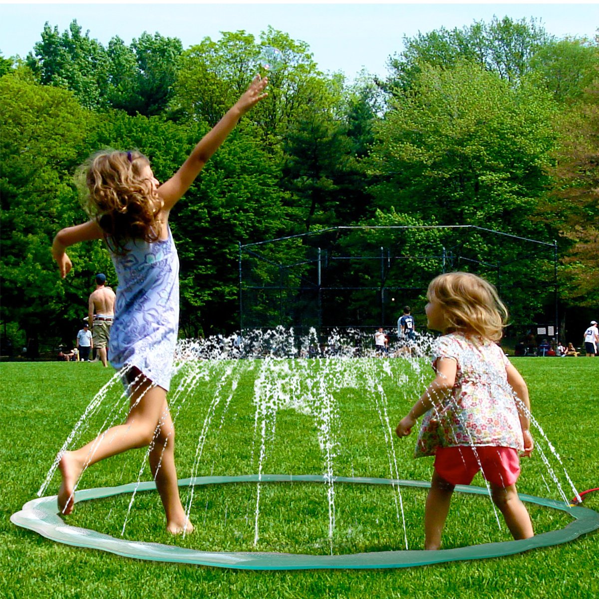 Redstore Sprinkle & Spray Play Ring Toy Splash Sprinkler Summer Inflatable Outdoor Water Sprinkler Lawn Party Beach Pool for Infants Toddlers & Kids