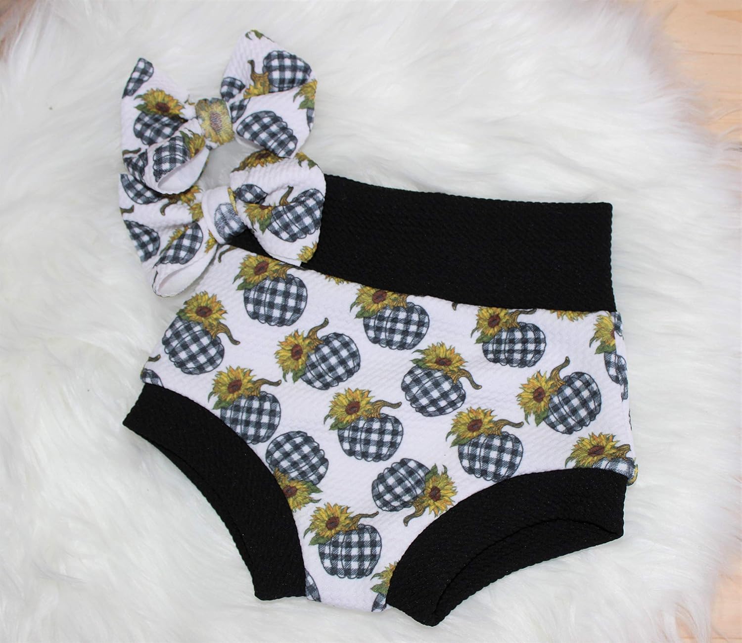 baby bummies and bows