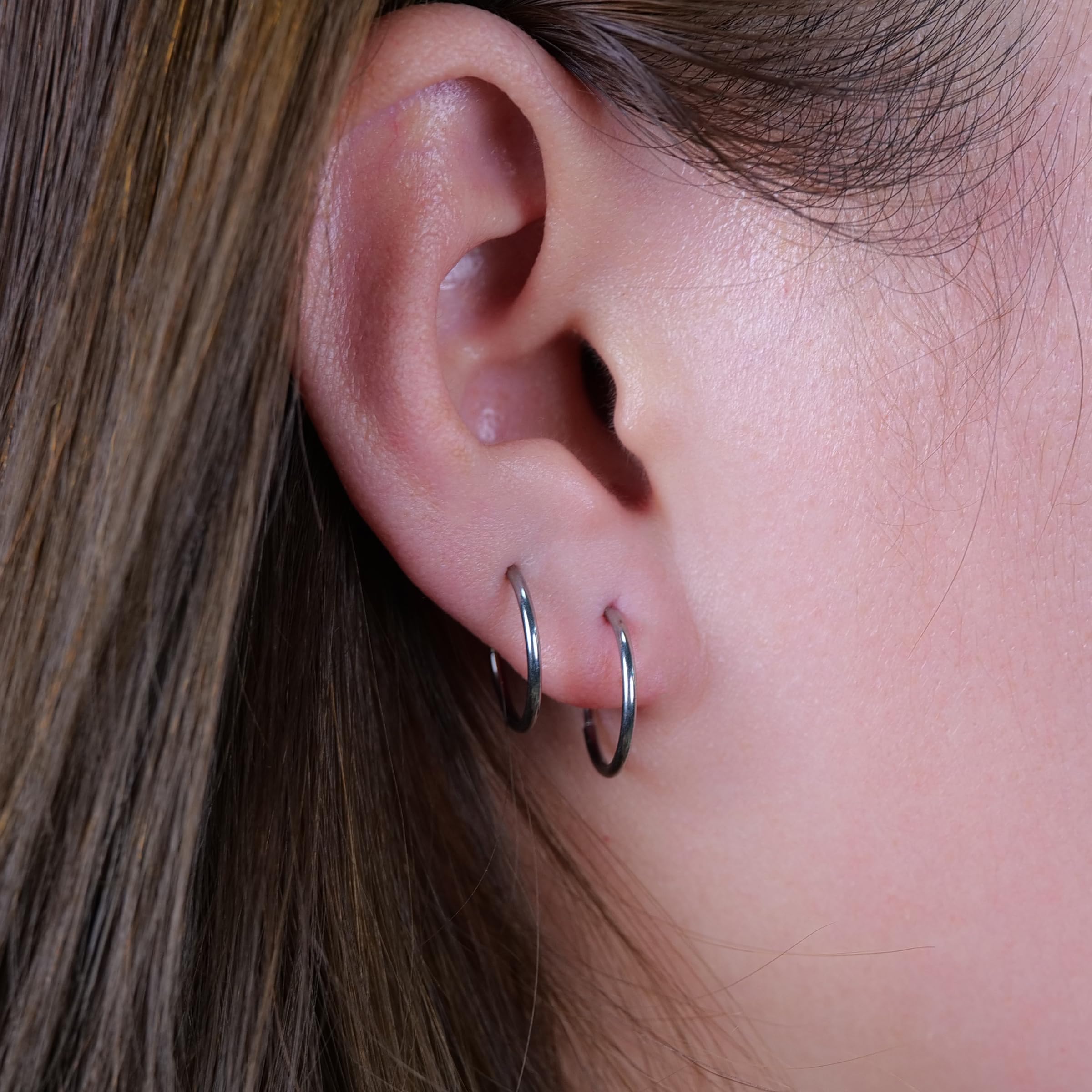 limerencia G23 Titanium Slim Huggie Hoop Earrings, Hypoallergenic F136 Implant Grade Pure Titanium for Sensitive Ears