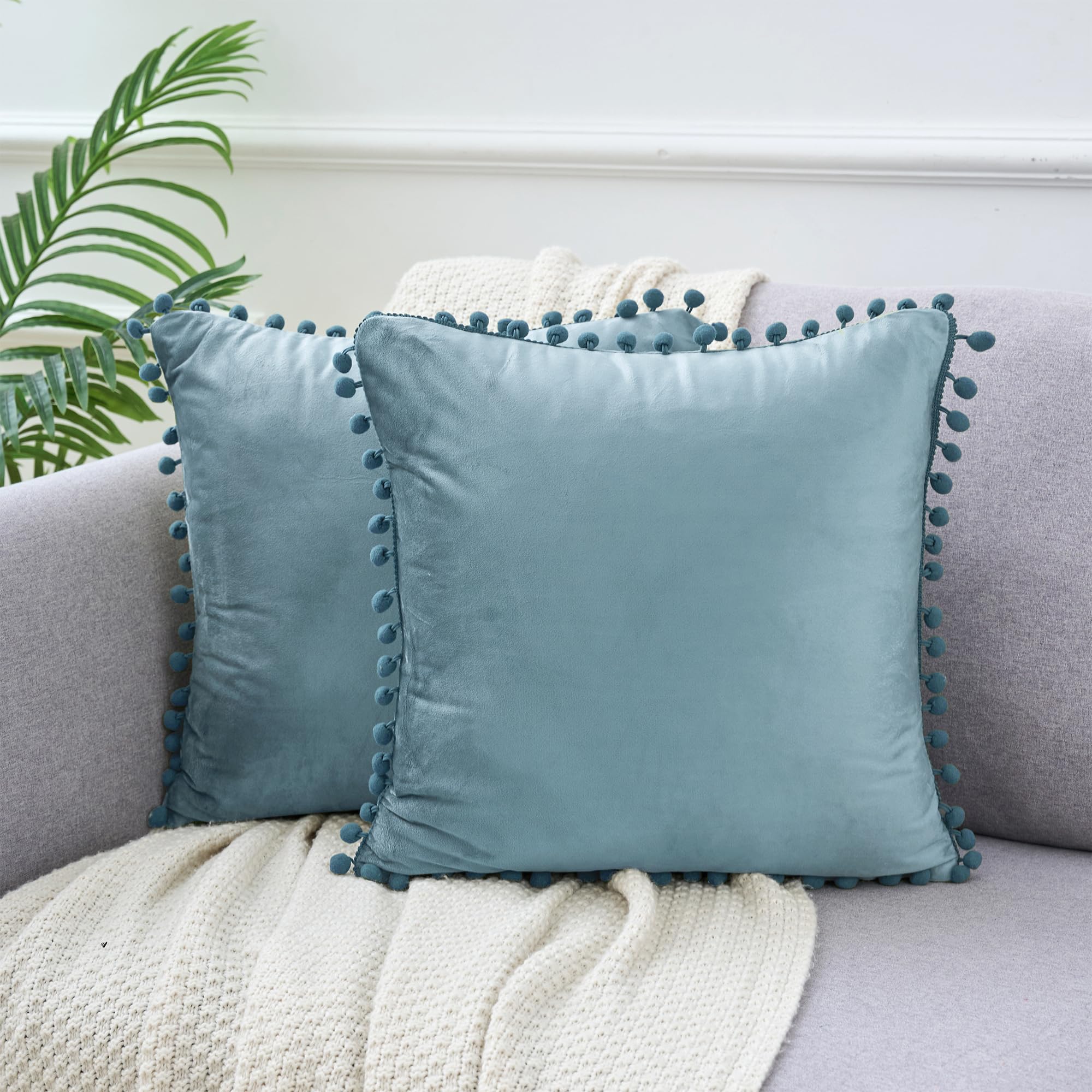 Uxcell Pack of 2 Velvet Throw Pillow Covers with Pompoms Decorative Pillow Cases Fringe Cushion Covers Velvet Square Sham for Farmhouse Bedroom Living Room Blue 45 x 45 cm