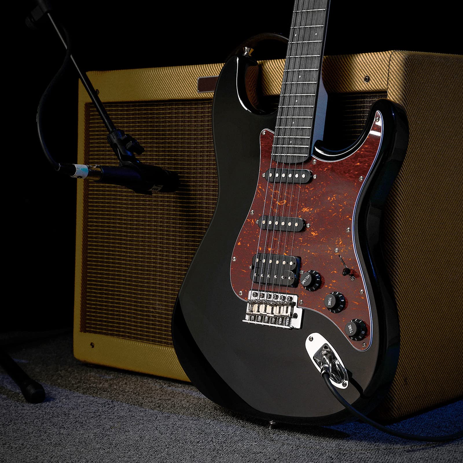 Donner 39 Inch Electric Guitar, Designer Series DST-200 Stylish Solid Body Electric Guitar for Beginner Intermediate & Pro Players, Single Coil Split System, Bonus Bag, Cable, Strap Void Black