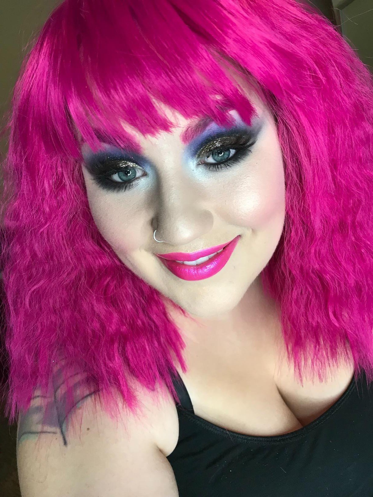 eNilecor Women Short Bob Fluffy Hair Full Wigs with Bangs Heat Resistant Kinky Straight Custom Cosplay Party Wigs (Rose Hot Pink)