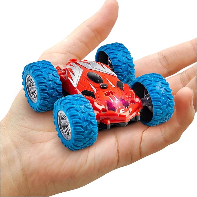 cyclone fast action stunt car