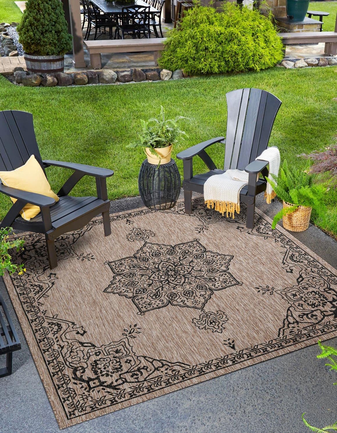 Unique Loom Outdoor Traditional Collection Area Rug - Antique (7' 10" Square Beige/Black) Image