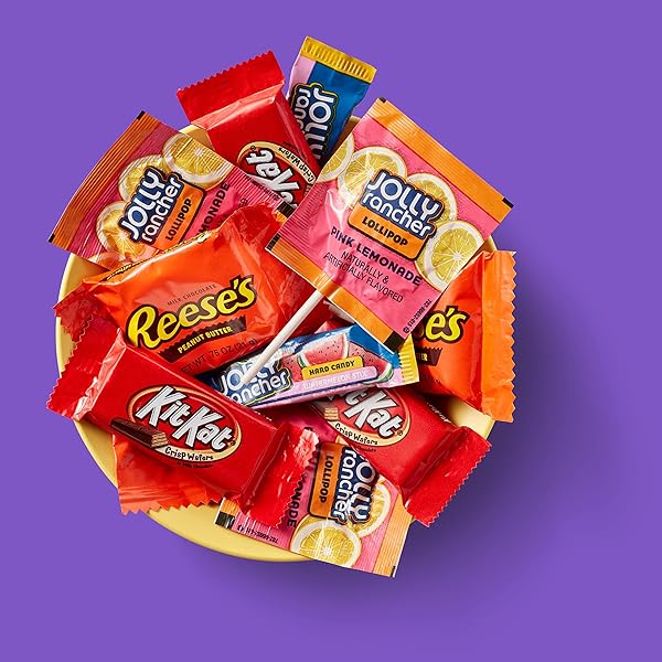 JOLLY RANCHER, KIT KAT AND REESE’S ASSORTED FLAVORED SNACK SIZE, CANDY PARTY PACK, 34.19 OZ