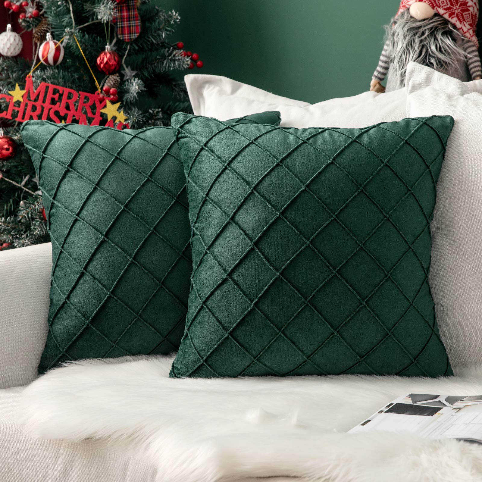 MIULEE Christmas Velvet Cushion Covers Home Decoration with Square Pattern Throw Pillow Covers Super Soft Modern Smooth Washable Pillowcase for Bedroom Sofa 2 Pieces 40x40cm 16x16 Inch Dark Green
