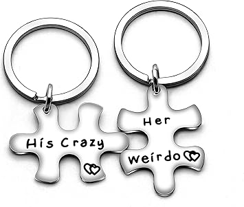 Idee Regalo Natale Per Coppia.Portachiavi Per Coppia Fidanzato Fidanzata Familiari Idea Regalo Natale 2 Pezzi Her Weirdo His Crazy Amazon It Valigeria