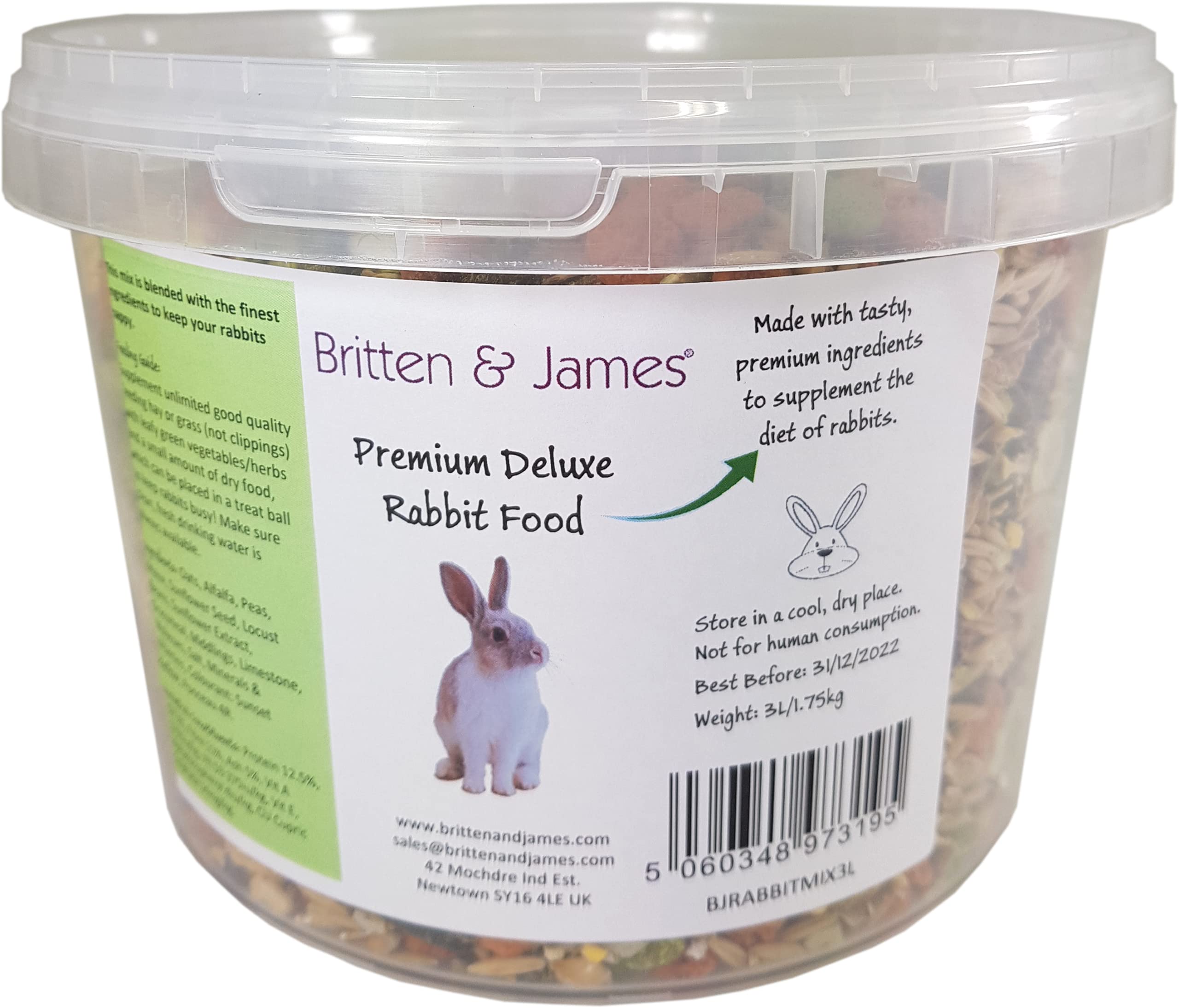 Premium Deluxe Rabbit Food Mix by Britten & James (1.75kg). A Traditional Natural Blend of the finest Ingredients in a reusable 'Stay Fresh' tub - Healthy, Nutritious and Delicious