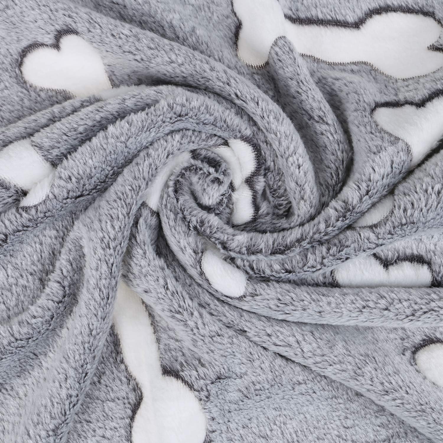 Petsvv 3 Pack Dog Blanket, Soft Fleece Flannel Throw Dog Blanket, Warm Pet Blankets for Cat & Small Dog, Grey Series : Pet Supplies