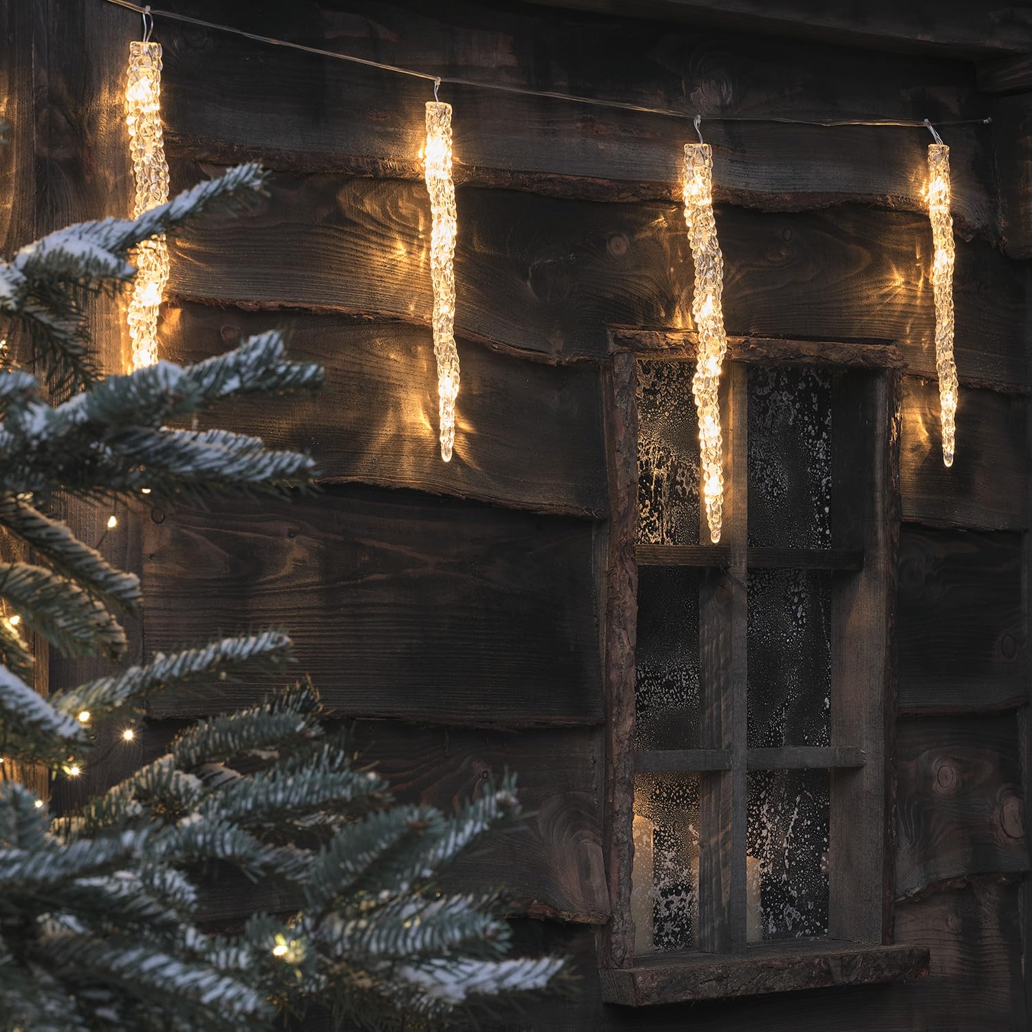 Lights4fun Christmas Outdoor Set of 10 Acrylic Icicle String Fairy Lights Garden Decoration Flashing Effect Warm White LEDs Plug In with Timer 3.6m