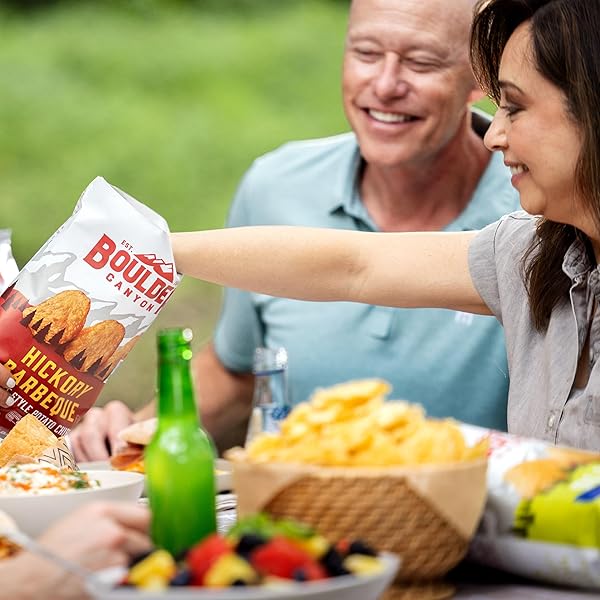 BOULDER CANYON AVOCADO OIL KETTLE STYLE POTATO CHIPS VARIETY PACK, 18 COUNT – GLUTEN-FREE, NON-GMO, HICKORY BARBECUE, CLASSIC SEA SALT, SEA SALT & CRACKED PEPPER (1 OZ BAGS)