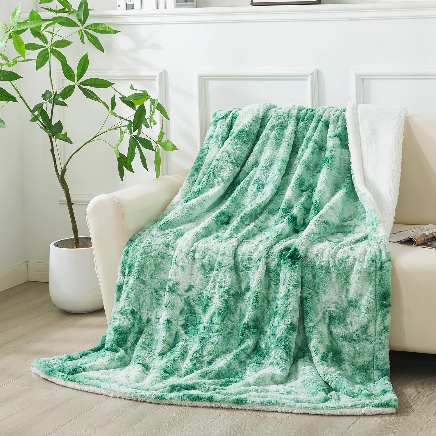 Wajade Fluffy Fuzzy Throw Blanket Super Soft Warm Large Blanket for Bed Couch Car Sherpa Faux Fur Blanket,Marbled Green 130x160CM