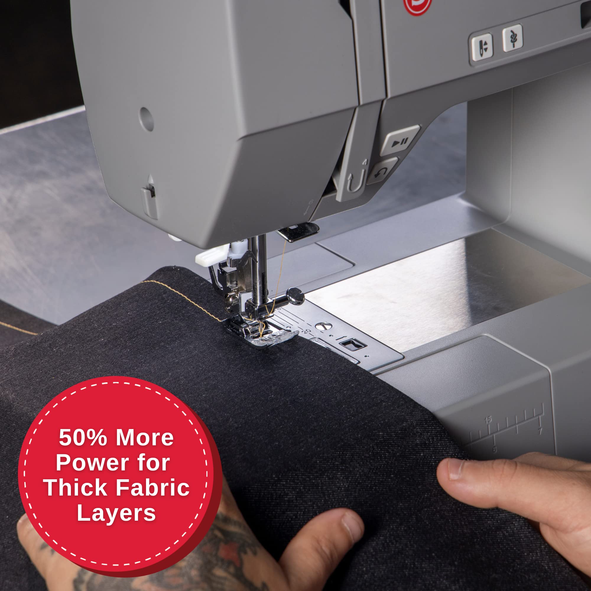 SINGER Heavy Duty 6700C Computerized Sewing Machine with Accessory Kit | Strong Motor with Enhanced Piercing Power, 411 Stitch Applications, LCD Screen, Full Metal frame & 1-step Buttonhole