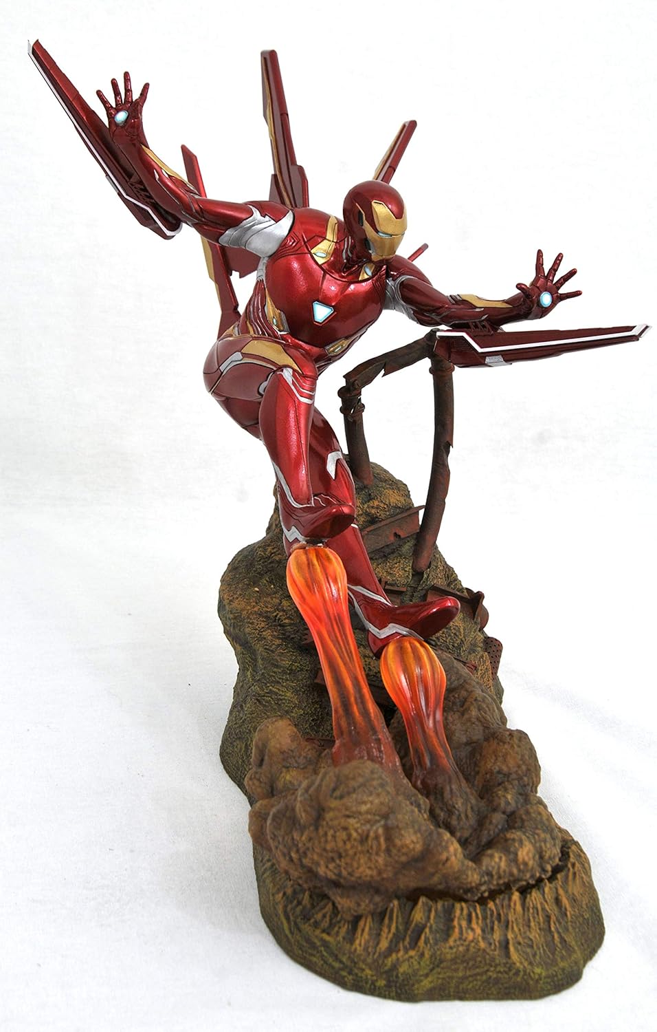 DIAMOND SELECT TOYS - Marvel Collection Avengers: Infinity War Iron Man Mk50 Resin Statue, Multicolor - Image 5