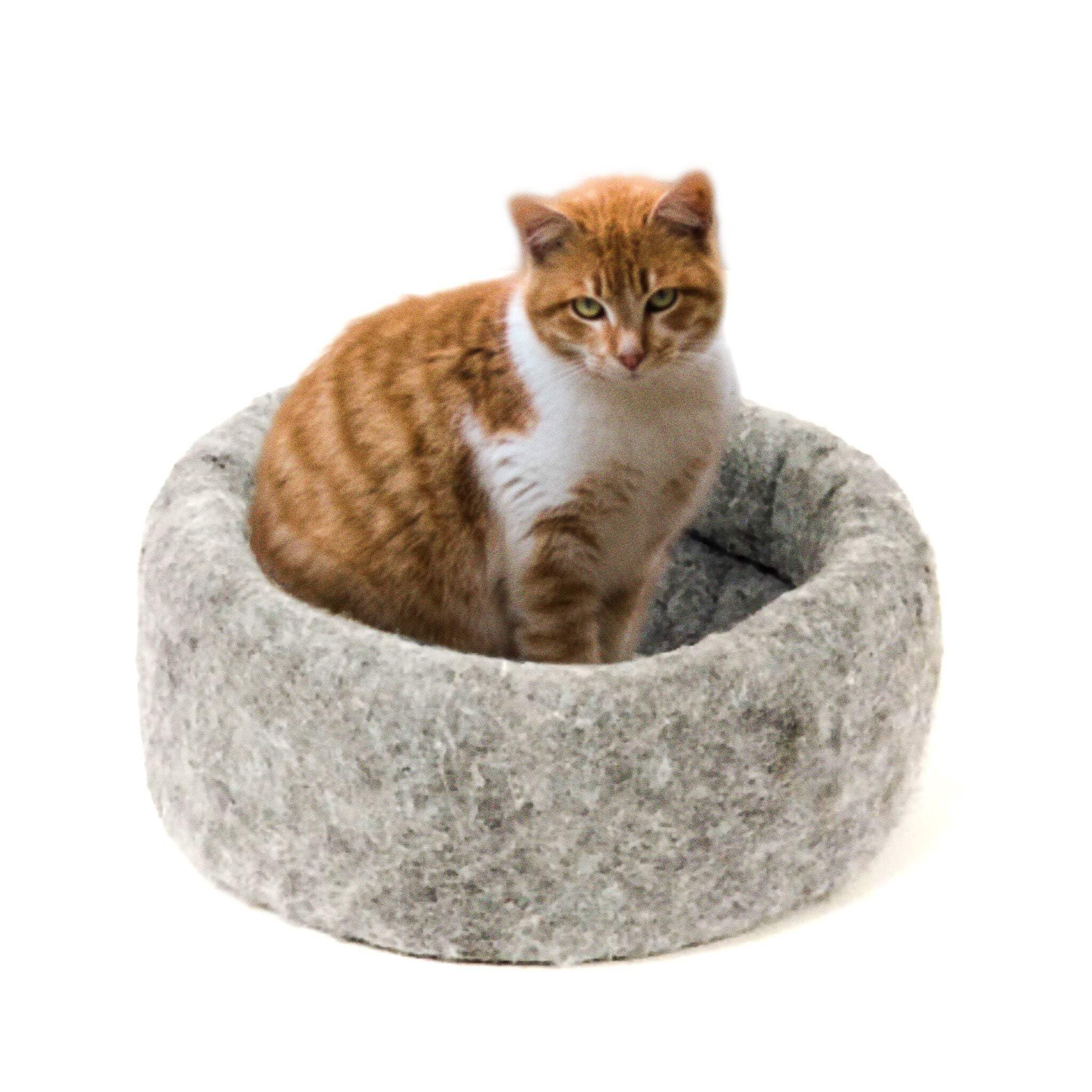 K. T. Manufacturing Mysterious Kuddle Kup Cat Bed, Charcoal
