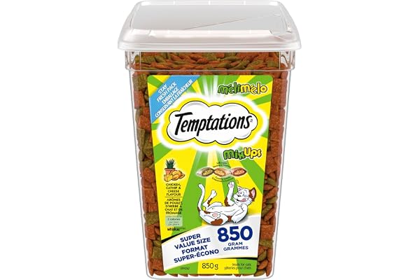 TEMPTATIONS Mix-Ups Adult Cat Treats Chicken, Catnip & Cheese Flavour, 850g Tub
