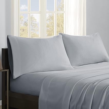 True North by Sleep Philosophy Micro Fleece King Bed Sheets Set, Casual Ultra Soft King Bed Sheets, 4-Piece Include Flat Sheet, Fitted Sheet & 2 Pillowcases, Grey best king size fleece sheets True North by Sleep Philosophy Micro Fleece King Bed Sheets Set, Casual Ultra Soft King Bed Sheets, 4-Piece Include Flat Sheet, Fitted Sheet & 2 Pillowcases, Grey best king size fleece sheets