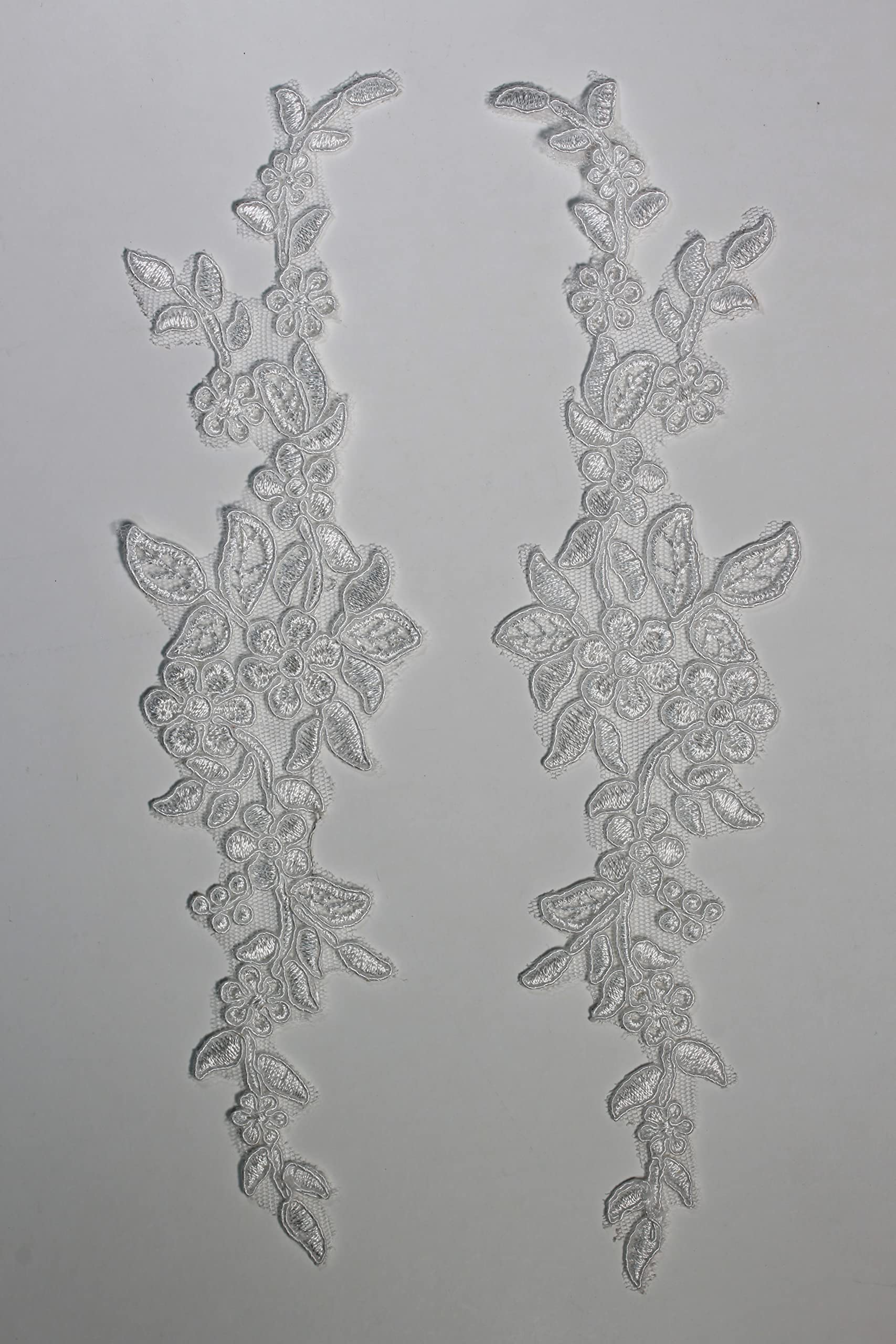 4 x Pieces Corded Lace Applique Wedding Motif Sew On #30 A (White) — image 1