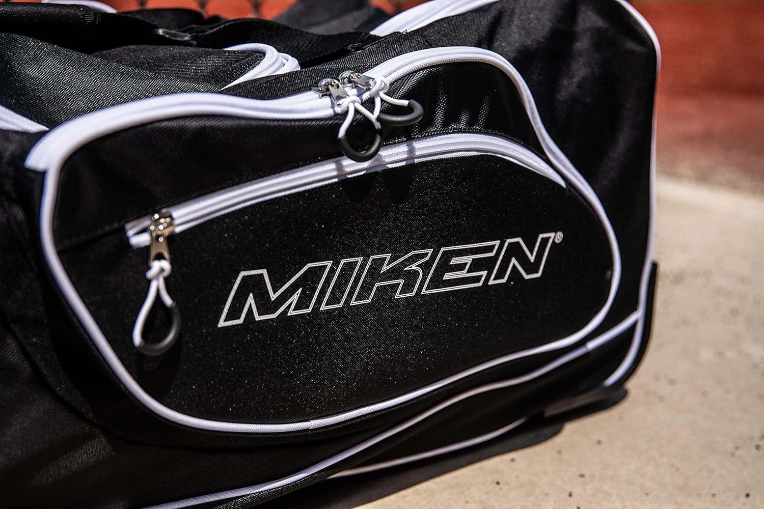 miken roller bag