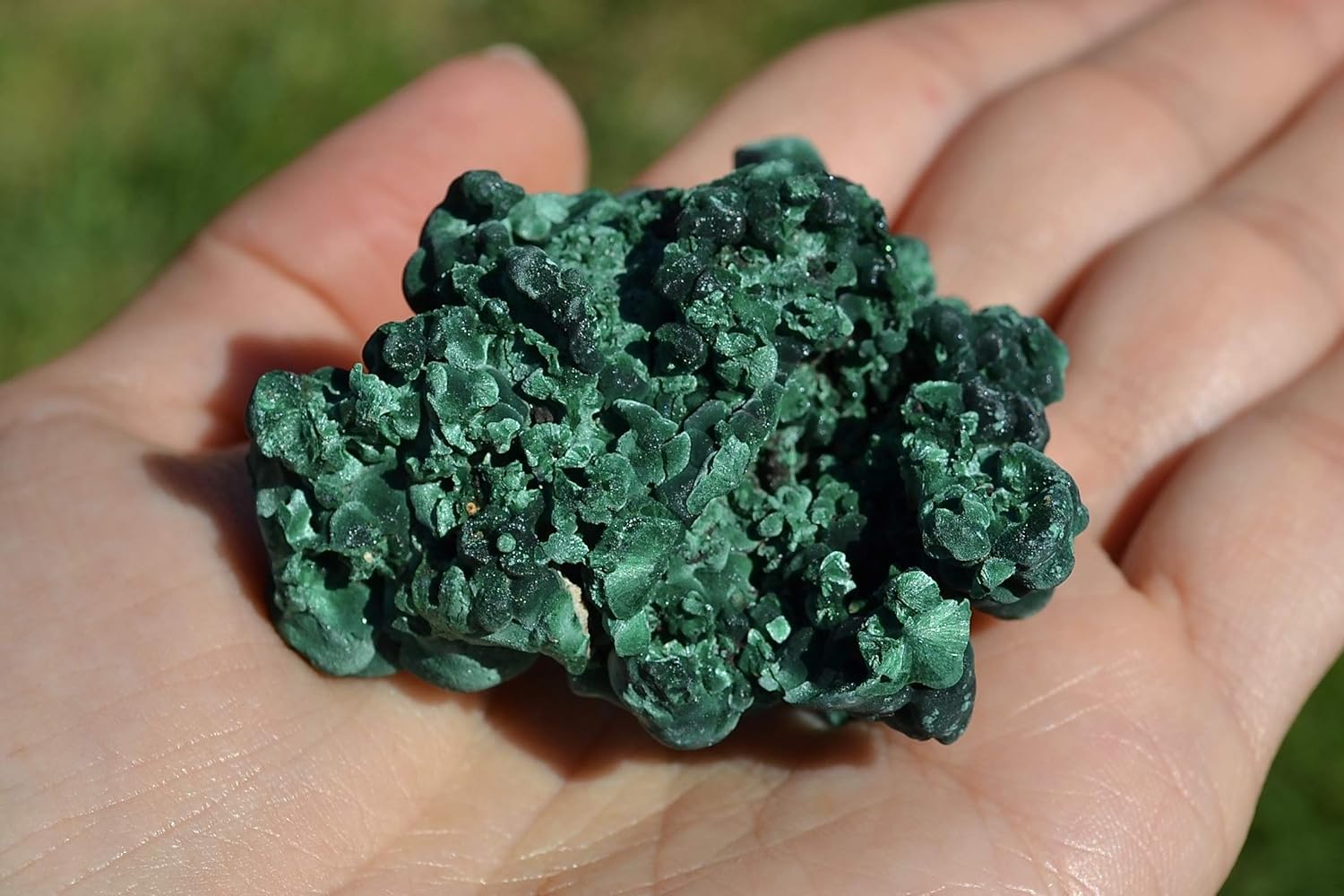 Fibrous Malachite stone, raw Malachite 