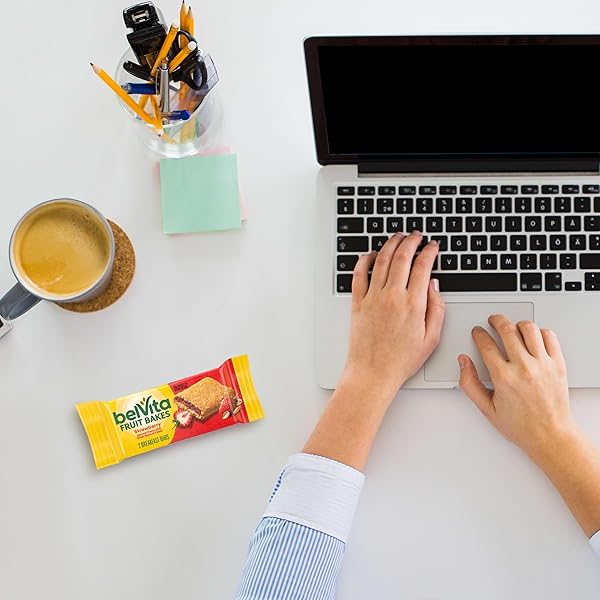 BELVITA FRUIT BAKES, STRAWBERRY, SOFT BAKED BREAKFAST BARS, 5 PACKS (2 FRUIT BARS PER PACK)