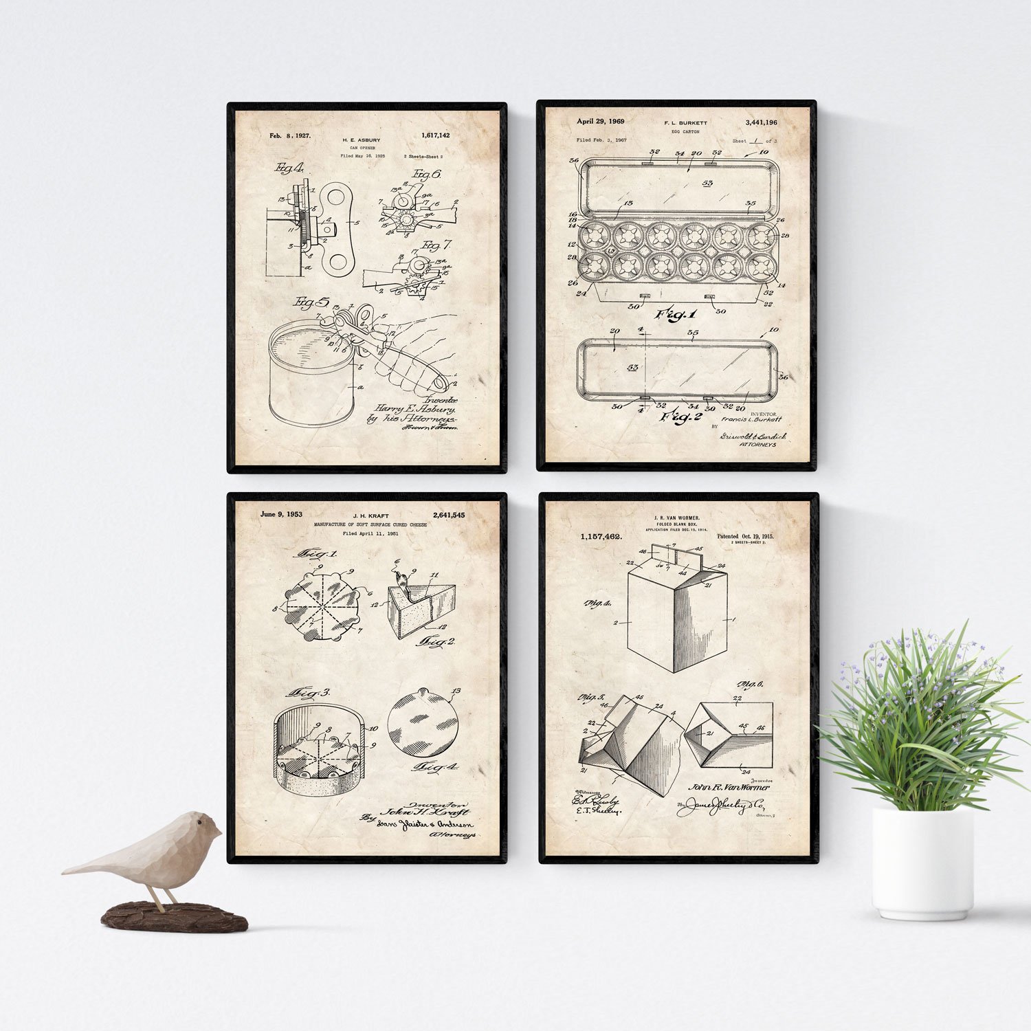 Nacnic VINTAGE - Pack of 4 sheets with PATENTS MEAL. Set posters with inventions and old patents. Choose the color you like. Printed on 250 grams