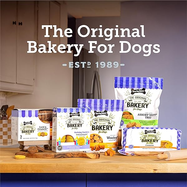 THREE DOG BAKERY COOKIES WITH CAROB FLAVORED CHIPS, PREMIUM TREATS FOR DOGS, 13 OUNCE PACK (114033)