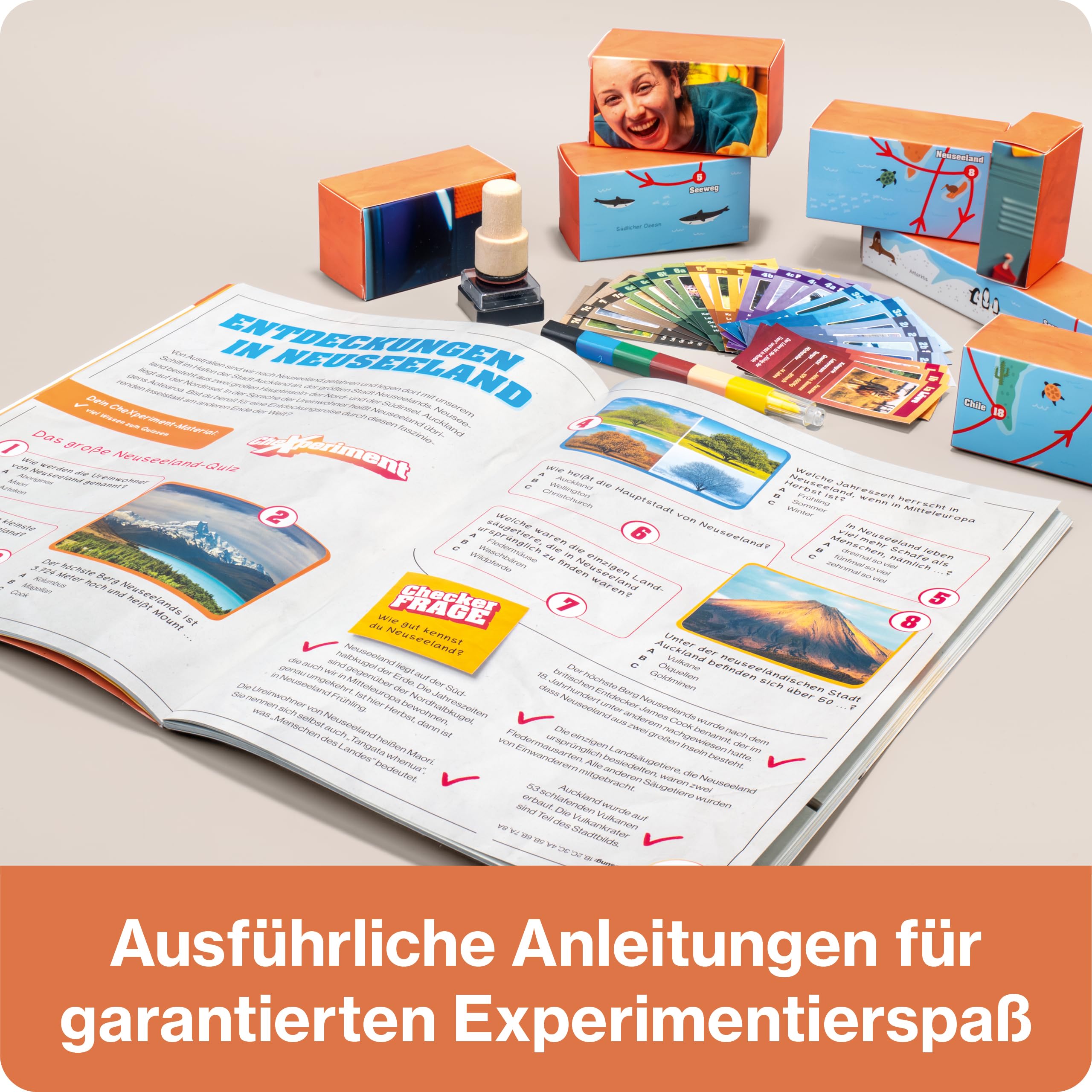 FRANZIS 67252 - Checkerin Marina Adventskalender: Mit Marina einmal um die Welt! 24 Experimente für den Advent! 4