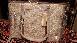 Review Image by LoUiS**TaShA AuCkErMaN LoUiS**TaShA AuCkErMaN