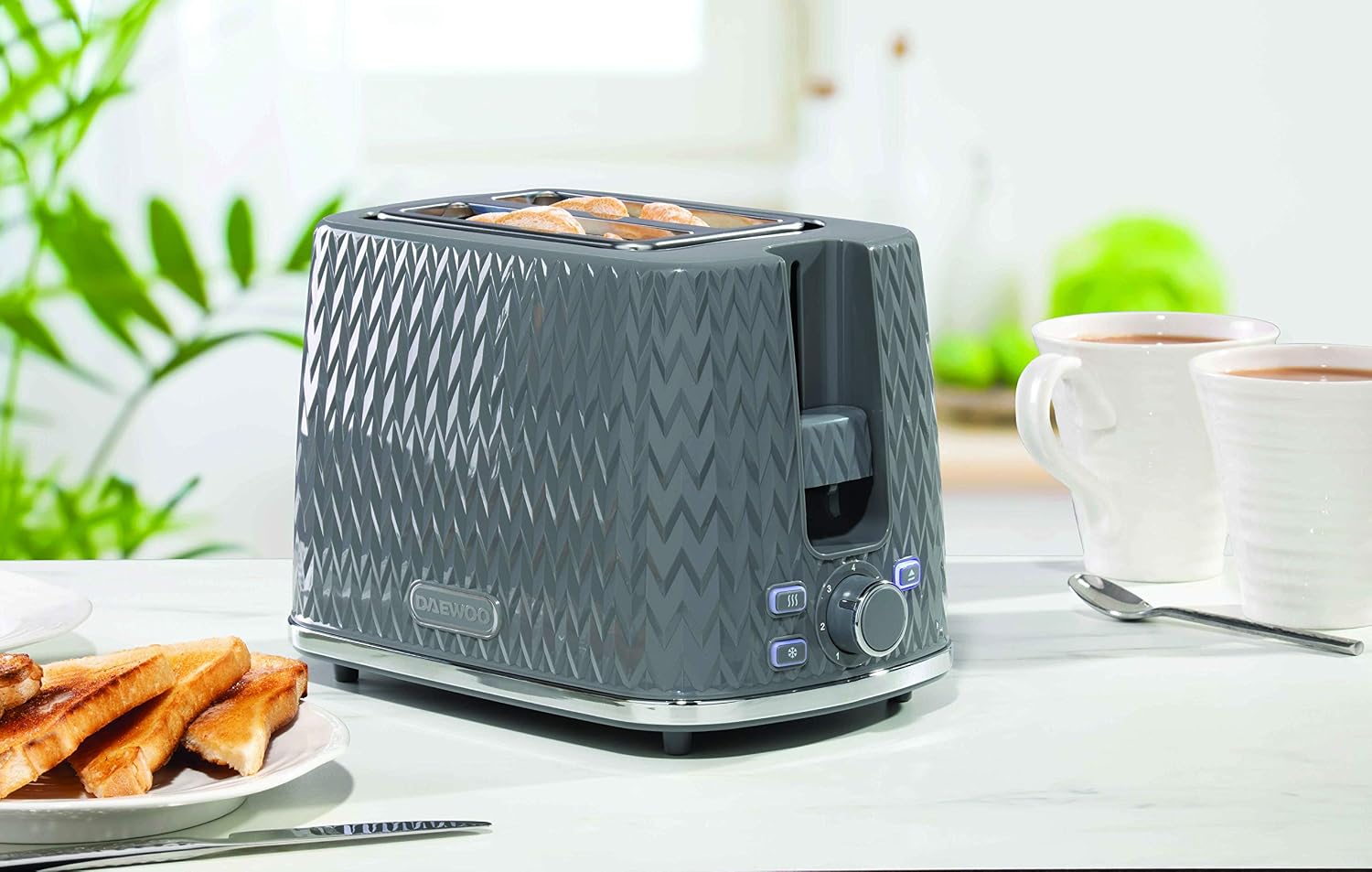 Daewoo Argyle Collection, Toaster 2 Slice With Defrost, Reheat And Browning Control To Use At Your Convenience - Image 3