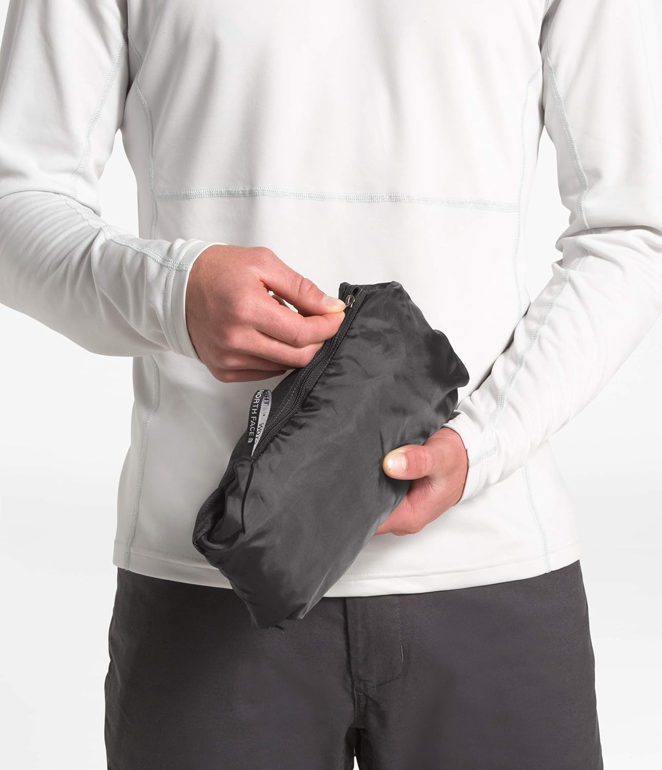 The North Face Men's Venture 2 Jacket: Clothing