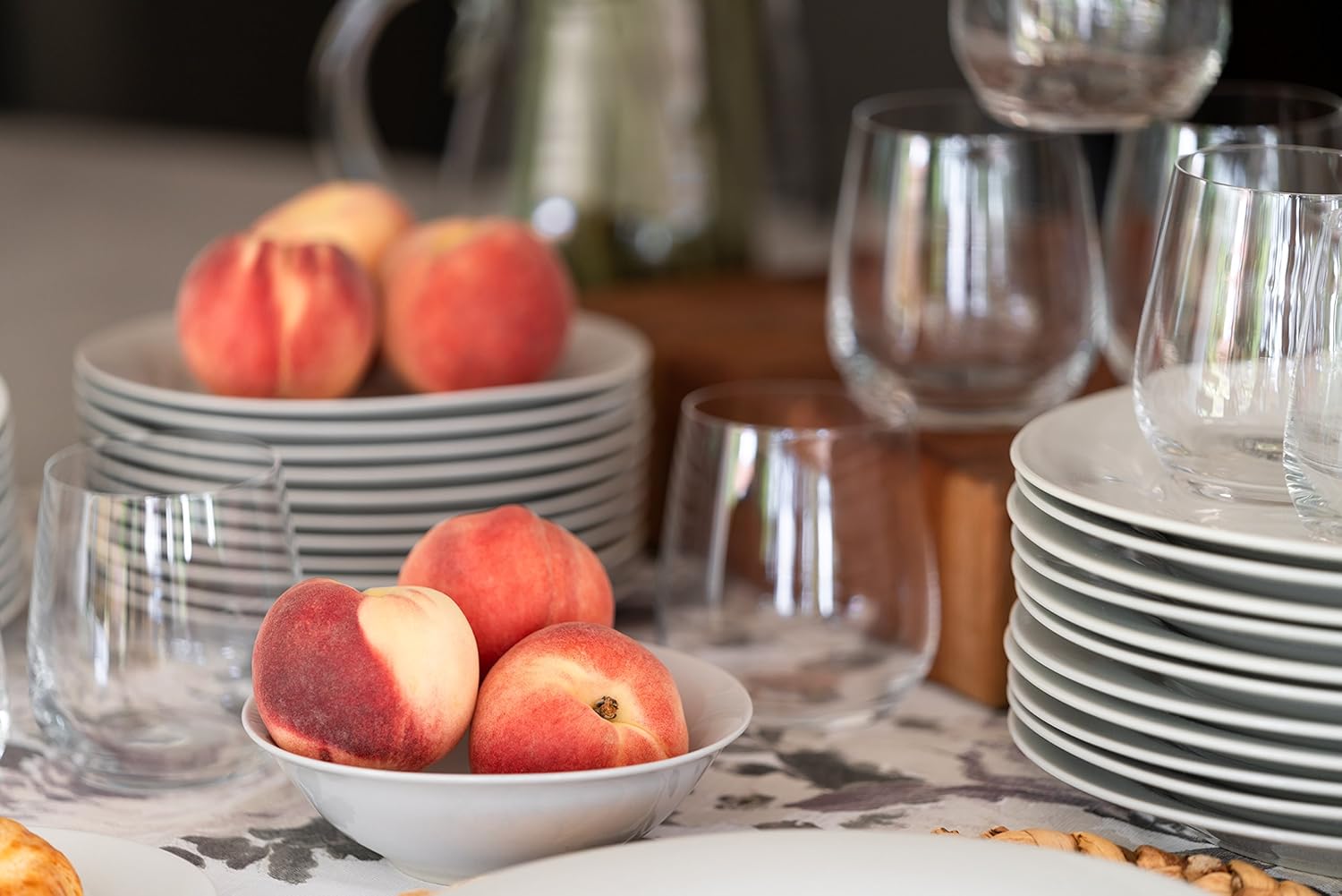 10 Strawberry Street Catering Pack 10.5", Set of 12 Dinner Plates, White: Kitchen & Dining