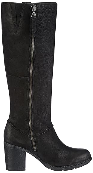 clarks merrigan akita