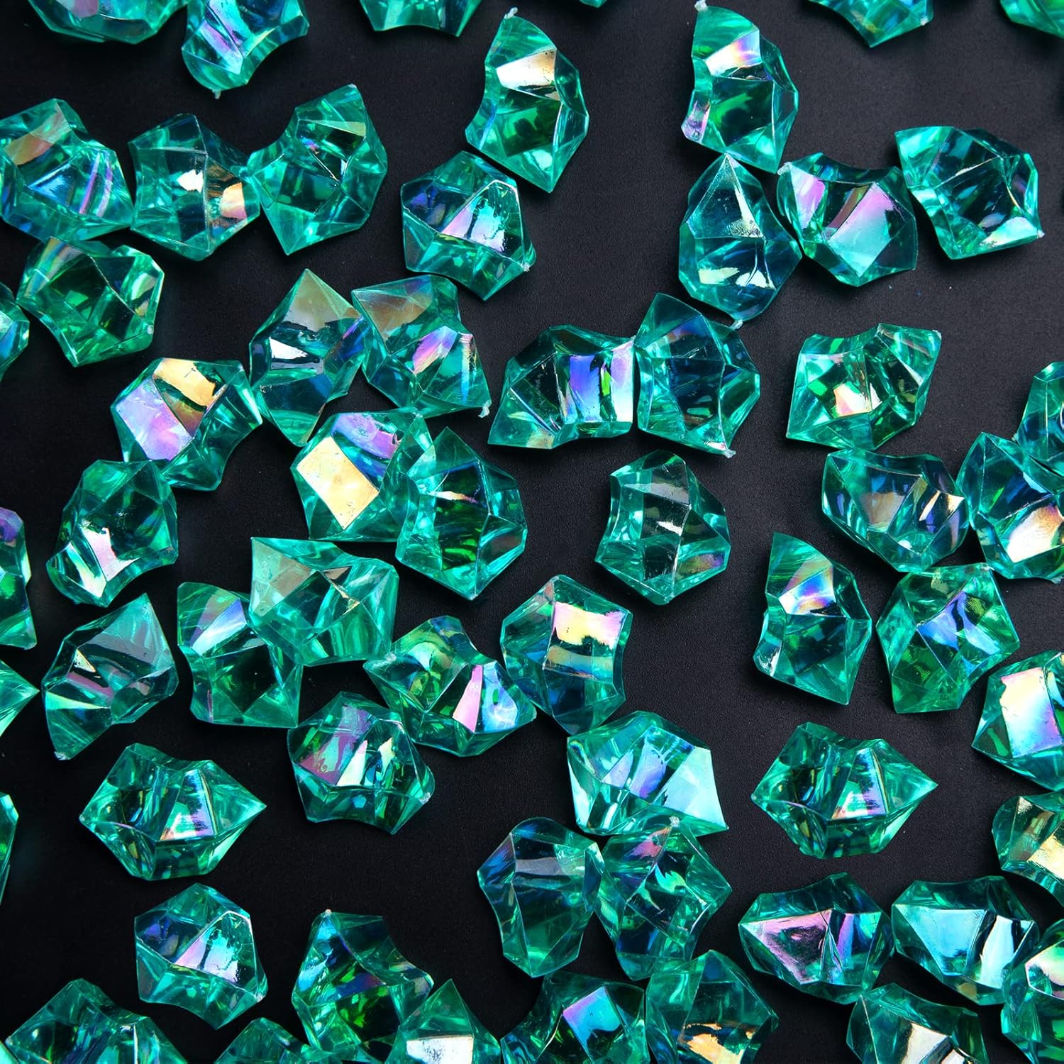 Vase Fillers - DomeStar Green Fake Crushed Ice Rocks, 180 PCS Fake Diamonds Plastic Gems Acrylic Clear Ice Rock Diamond Crystals for Vase Fillers Table Scatter Party Home Decoration Wedding Display