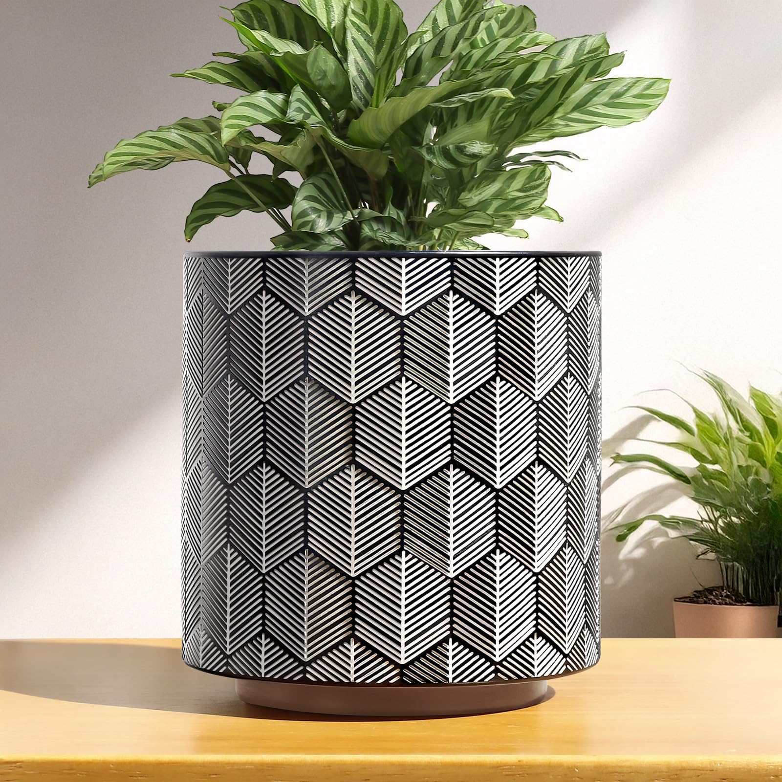 AmiCera Modern Flower Pot Hexagonal Pattern, Boho Planter for Indoor Plants, Decorative Flowers Plant Pot with Drainage, Eclectic Succulents Gardening Pot, Funky Gifts, Black
