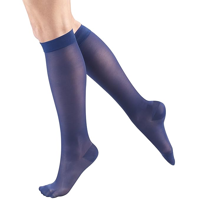 Amazon.com: Truform Sheer Compression Stockings, 15-20 mmHg, Women's Knee High Length, 20 Denier 