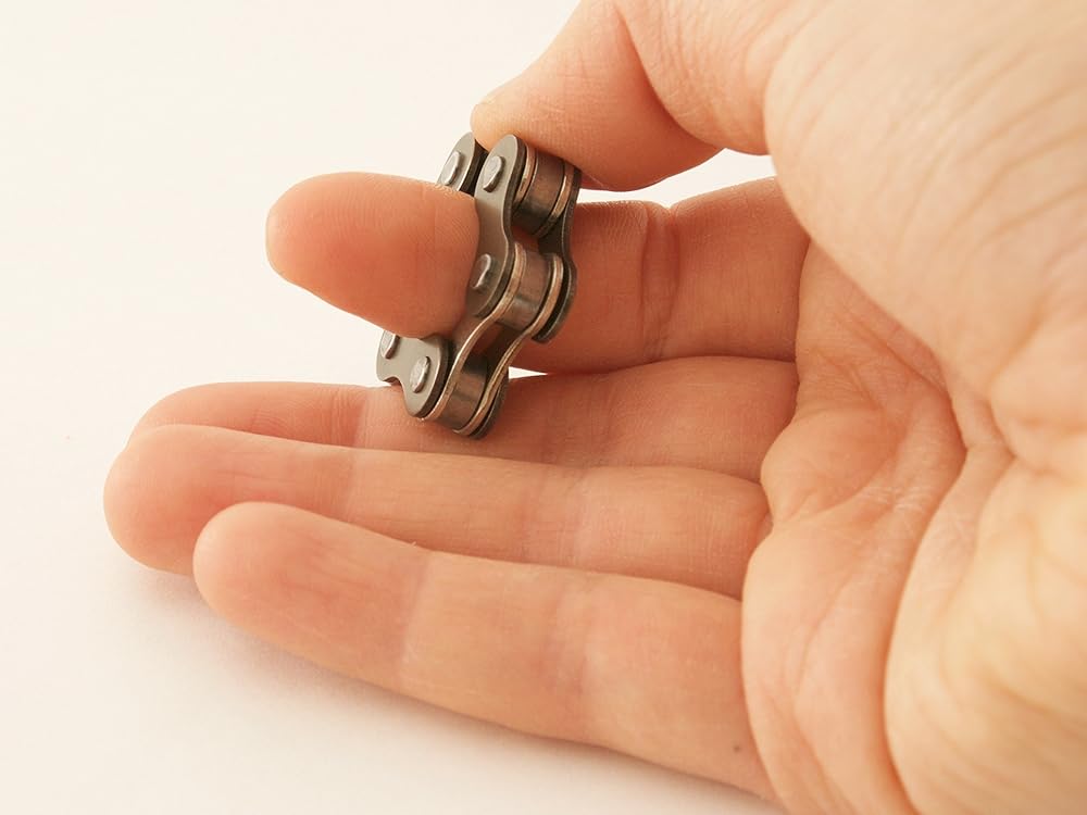 Amazon.com: Quiet Fidget Toy for ADHD, Fidgeting, Stress Relief Toy