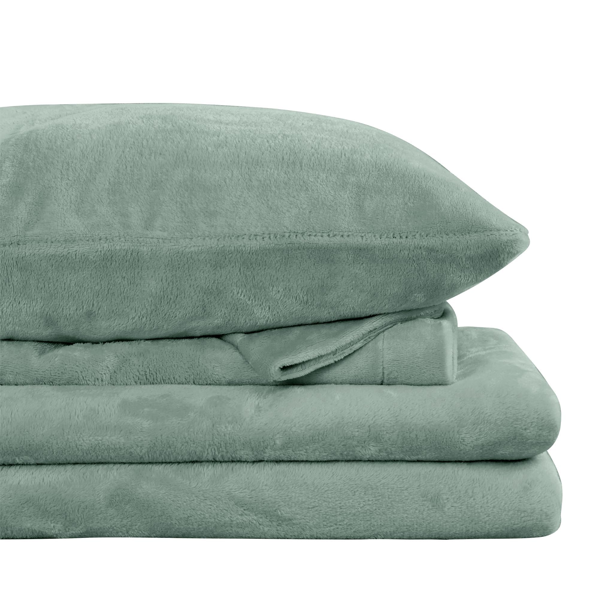 Viviland Plush Micro Fleece Full Bed Sheet Set - Soft Flannel-Like Fuzzy Polar Fleece Velvet Sheets - Extra Warm Winter Velour Fitted Sheets with 15" Deep Pocket - Emerald Green Image