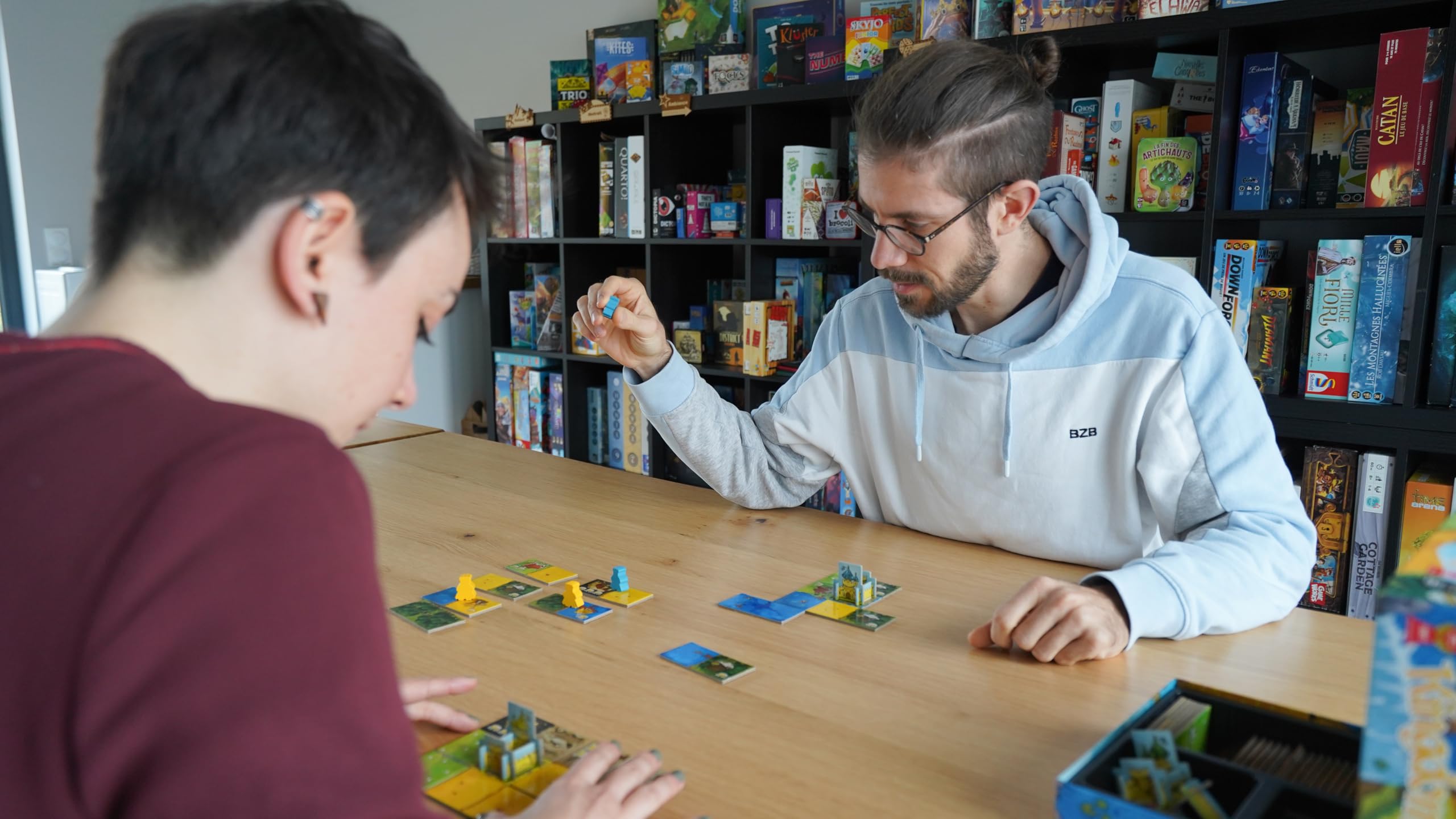 Blue Orange Games Kingdomino Award Winning Family Strategy Board Game, 2-4 players