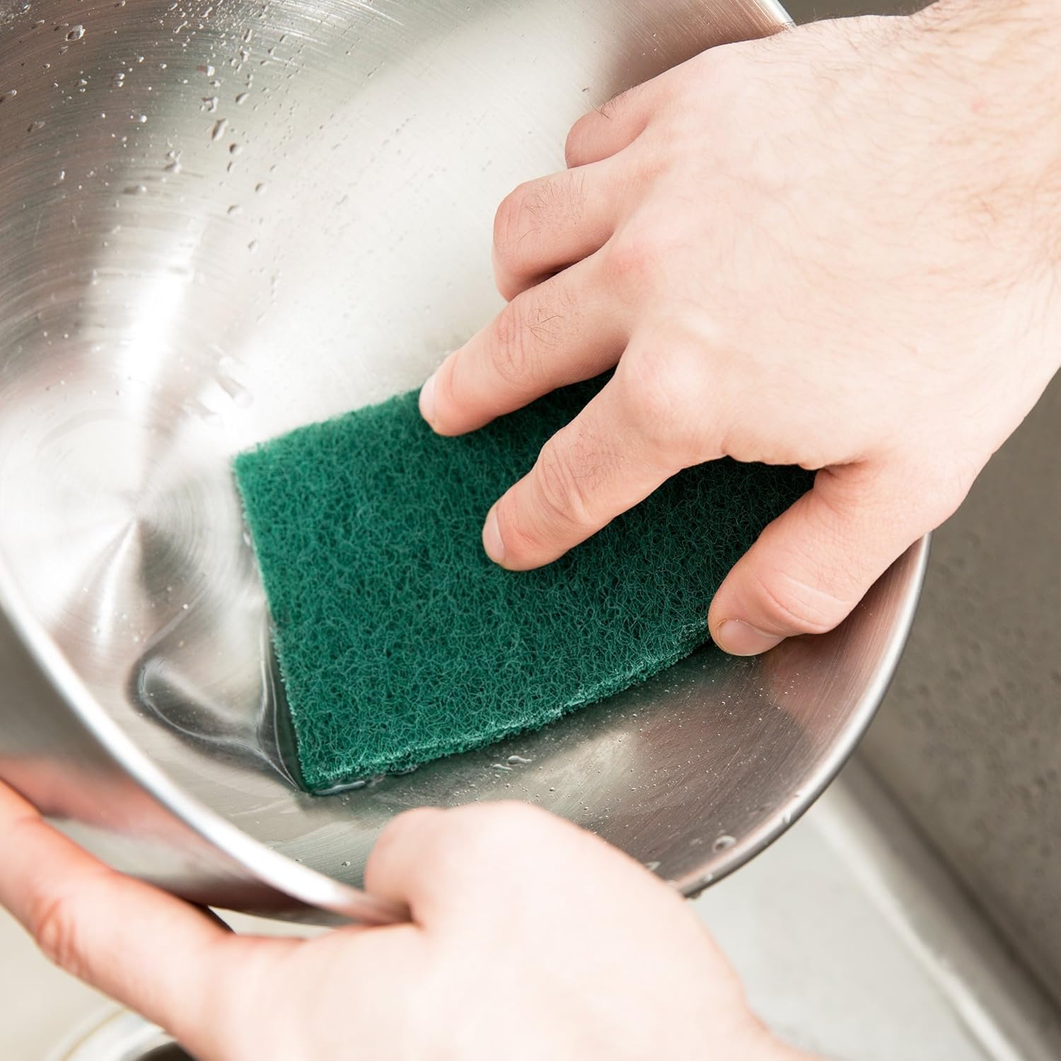 HeRO Dish Scrubber Scouring Pads - Household Scrub Pads for Stove Top Cleaner and Kitchen Scrubbers for Dishes, Cuts Solvents & Greasy Messes, Green 4.5 x 6 inch (Pack of 40): Health & Personal Care