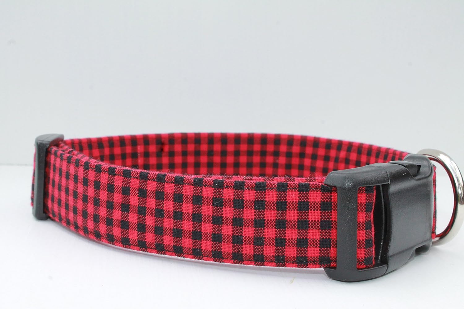 buffalo plaid dog collar and leash