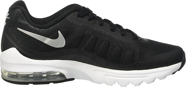 nike air max invigor black and white