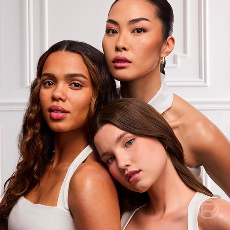 L'Oréal Paris Lumi Le Bronzer Stick Soleil Illuminating Bronzer Stick Construível e esfaçante, proporciona um brilho luminoso e banhado pelo sol
