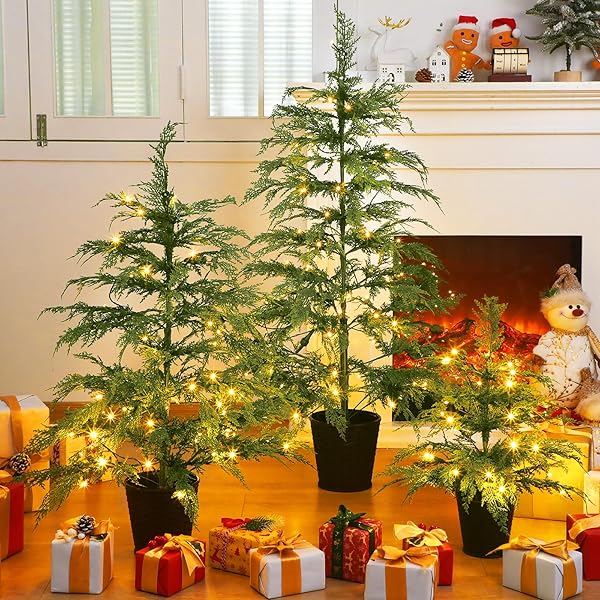 CINNVOICE CHRISTMAS 3FT 4FT 5FT POTTED PRE-LIT TWINKLE LED CYPRESS NORFOLK ARTIFICIAL CHRISTMAS TREE, FAUX POTTED PLANTS WITH A WOVEN BASKET BASE FOR FRONT PORCH INDOOR OUTDOOR DECOR(CYPRESS TREE)
