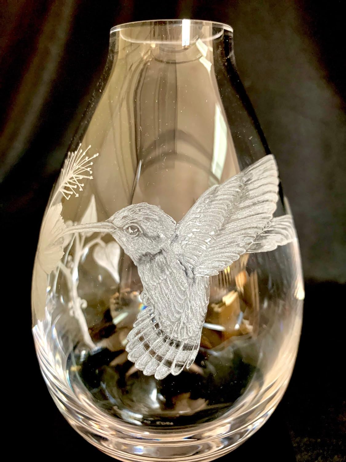 Amazon Com Hand Engraved Hummingbird Vase Engraved Hummingbird