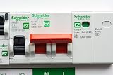 Schneider Electric Easy9 Surge Arrester 1 Pole Neutral 20kA 230V EZ9L33620 view 4